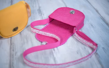 Nähanleitung Schultertasche aus Filz nähen