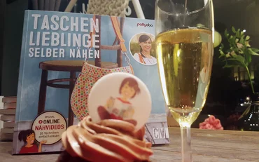 Taschenbuch Party Einladung