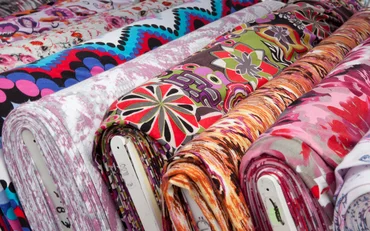 Stoffmarkt große Auswahl an Stoffen