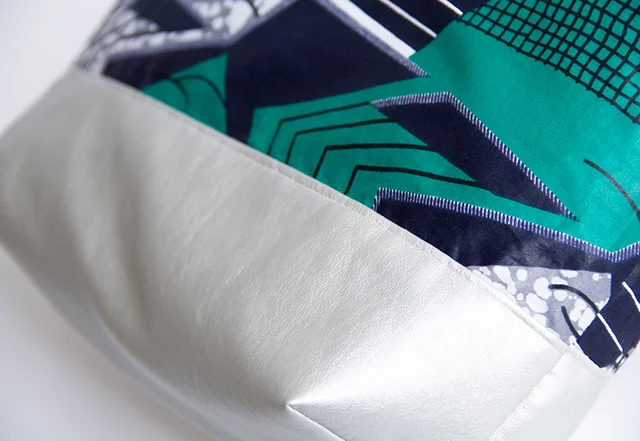 Tasche mit Kunstlederboden selber nähen