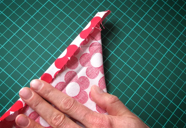 Briefecke nähen Kante umschlagen