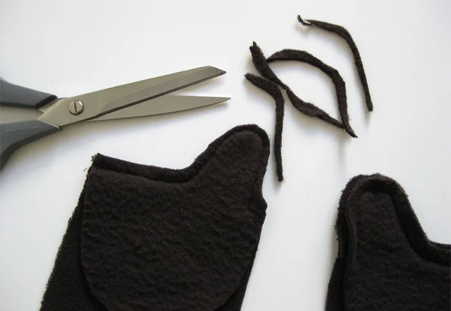 Daumennaht verschneiden