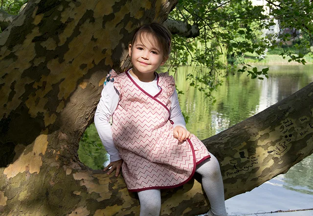 Schnittmuster Wickelkleid für Kinder selber nähen