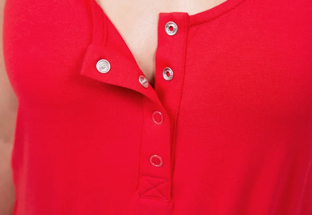 Jumpsuit Schnittmuster Anleitung kurze Beine Träger Druckknopfleiste