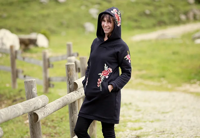 Kapuzenkleid Schnittmuster Applikation Anleitung