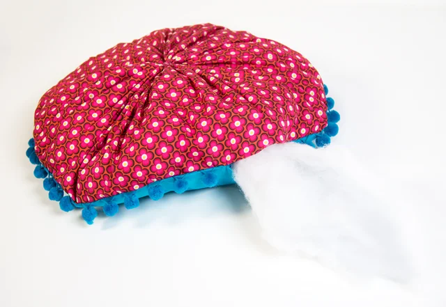 Nähanleitung rundes Kissen mit Füllwatte ausstopfen