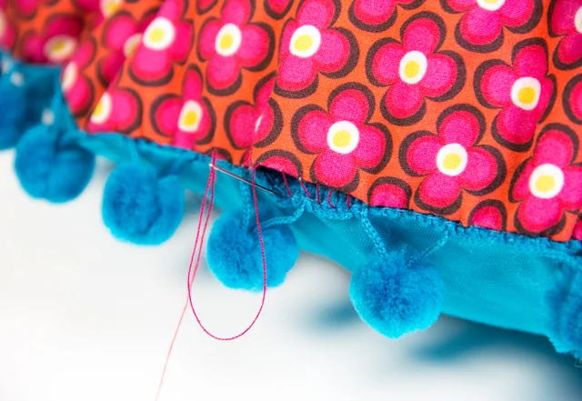 Nähanleitung rundes Kissen mit Matratennaht schliessen