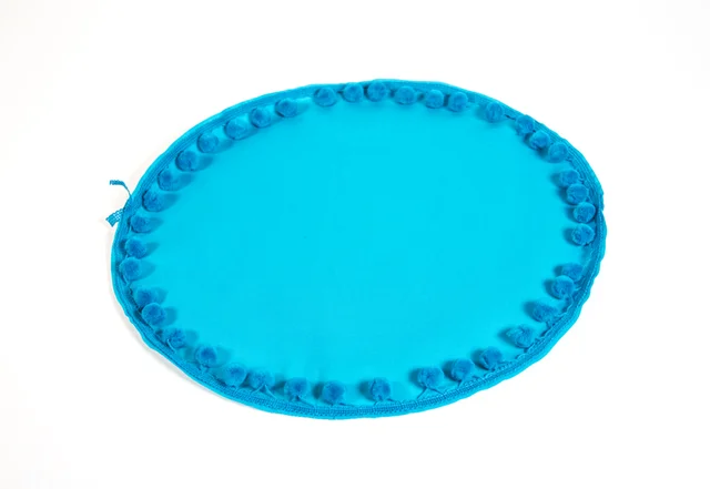 Nähanleitung rundes Kissen Pompom Bommeln nähen