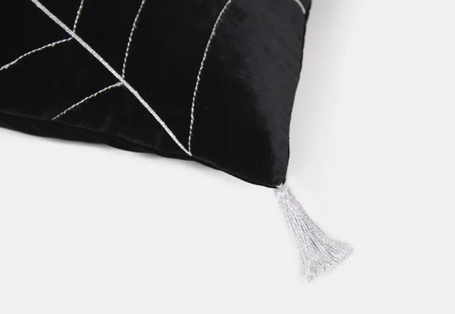 Kissen Quasten DIY Tutorial