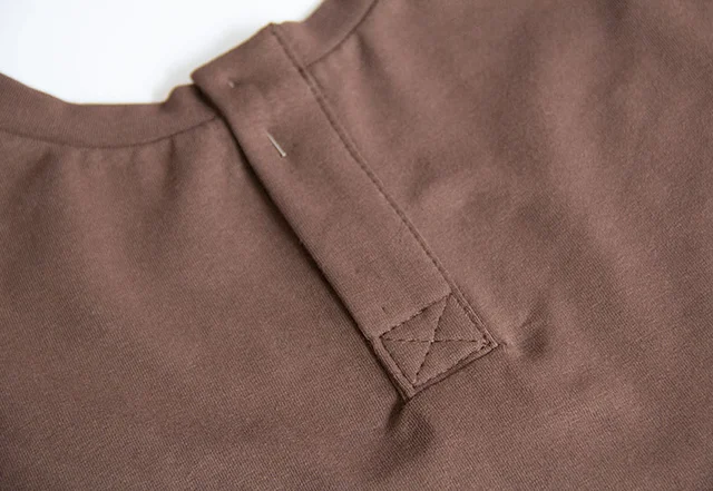 Nähanleitung mit Video: Knopfleiste Leistenteil mit Kreuz festnähen