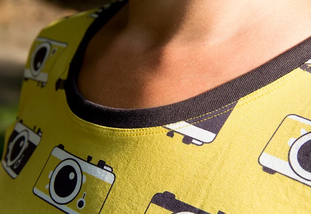Shirt mit Halsbündchen nähen Zwillingsnaht