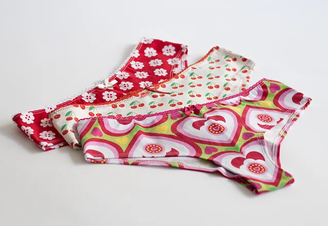 Damen-Panties selber nähen mit gratis Schnittmuster