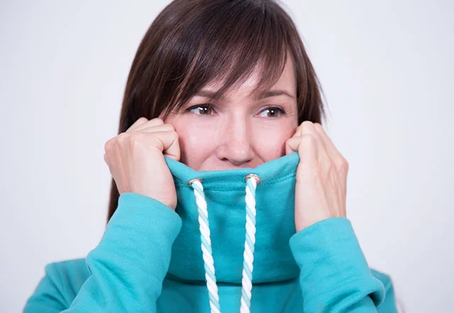 Schnittmuster Damen Hoodie ohne Teilung Nähanleitung Kragen