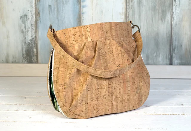 Schnittmuster Hobobag Korkstoff Taschenlieblinge selber nähen