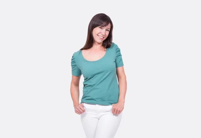 Schnittmuster Shirt Raffung Gummiband Nähanleitung Ärmel Legefalten