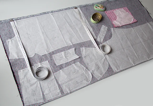 Schnittteile auflegen