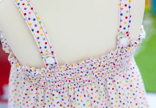 Smok-Kleid fertige Träger mit Kam Snaps