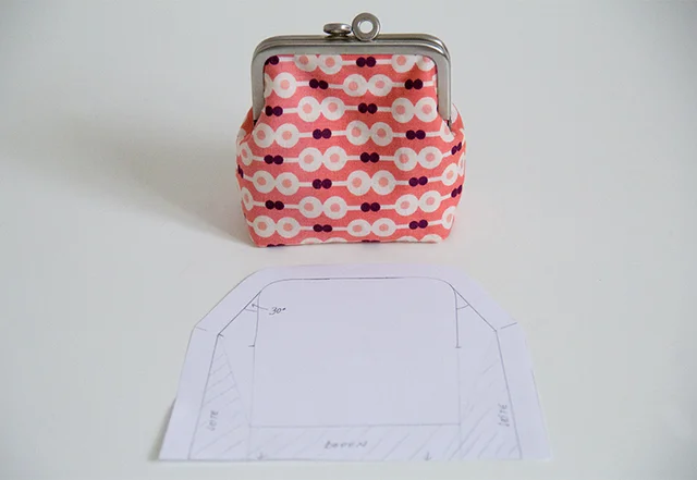 tasche-mit-30-grad-winkel