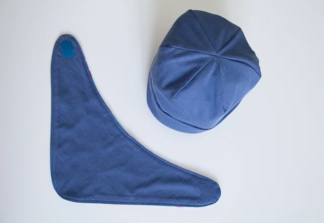 Schnittmuster gratis Wendemütze für Kinder und Halstuch