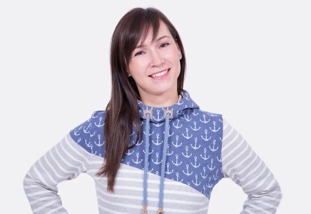 Nähanleitung Damen Hoodie Anker Teilung Schräg selber nähen