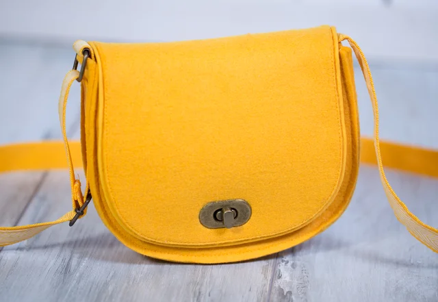 Schnittmuster Filztasche Steckverschluss