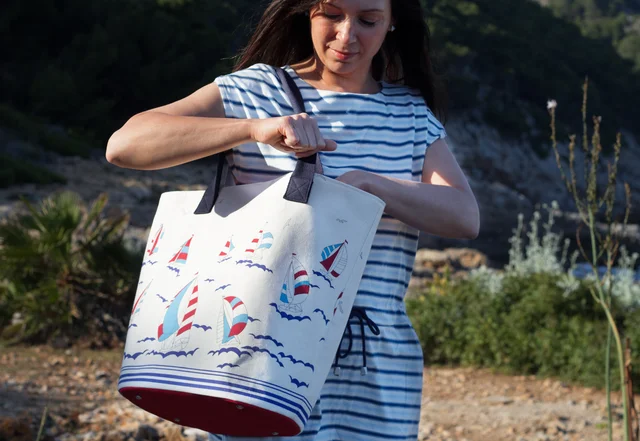 Schnittmuster Sweatkleid mit Strandtasche Schnittmuster Sweatkleid mit Strandtasche