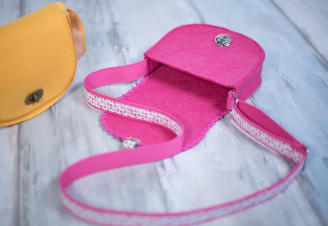 Nähanleitung Schultertasche aus Filz nähen