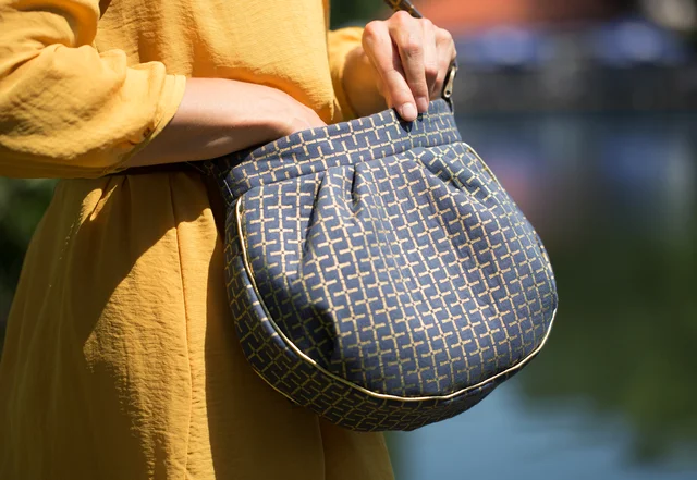 Schnittmuster Schultertasche Hobobag