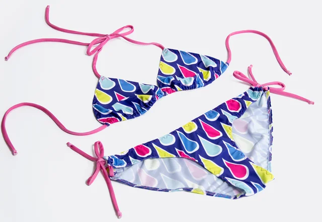Nähanleitung Bikini aus Lycrastoffen Nähanleitung Bikini aus Lycrastoffen