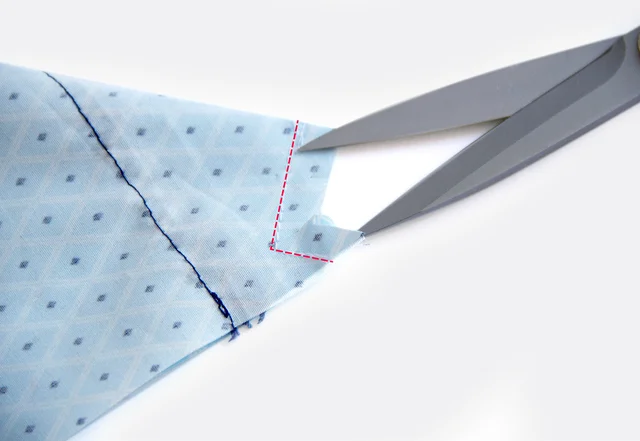 Nähanleitung Schürze Ecken einschneiden