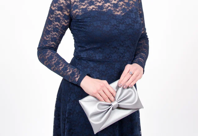 Schnittmuster Jerseykleid mit Spitze Tasche Clutch