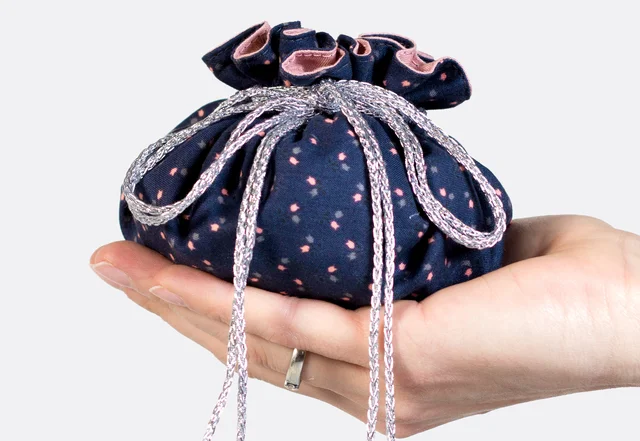 gratis Schnittmuster Pompadour