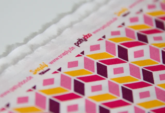 Geometric Fever Stoffe Gewinnspiel