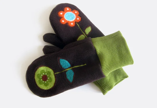 Nähanleitung mit gratis Schnittmuster Kinderhandschuhe nähen