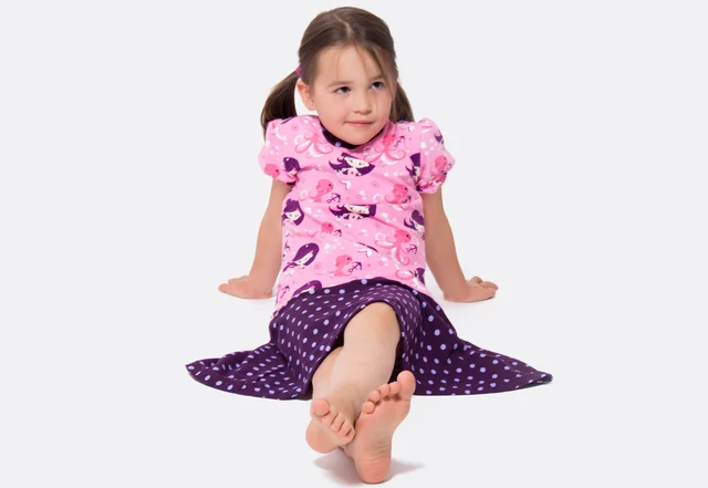 Schnittmuster Jerseykleid für Mädchen nähen macht glücklich