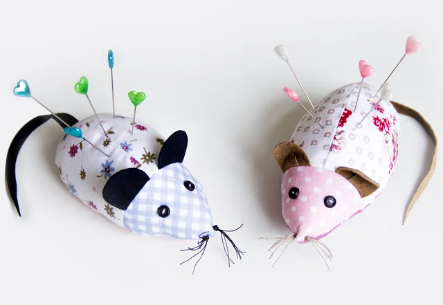 Schnittmuster kostenlos Anfängernähidee Nadelmaus selber nähen