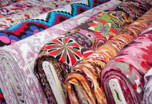 Stoffmarkt große Auswahl an Stoffen