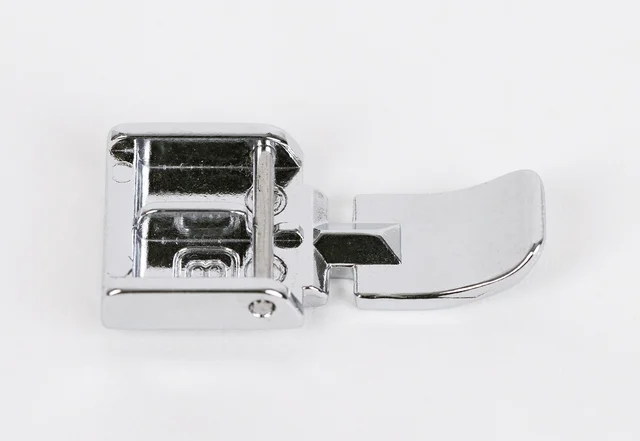 Nähen lernen – Nähmaschinenfüßchen - Reißverschlussfuß