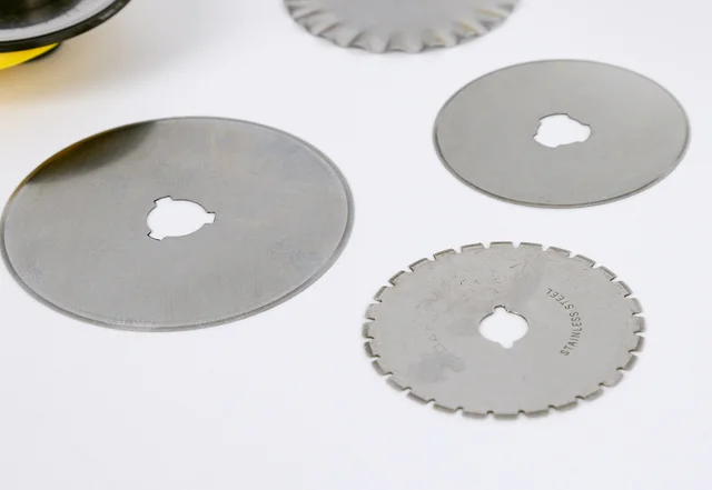 Rollschneider Klingen - Nähen lernen Rollschneider Klingen - Nähen lernen
