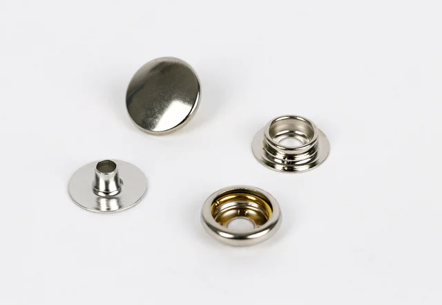 Sport und Camping Druckknopf - Nähen lernen