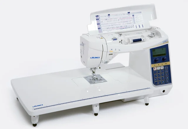 Nähmaschine Juki DX7 mit Anschiebetisch