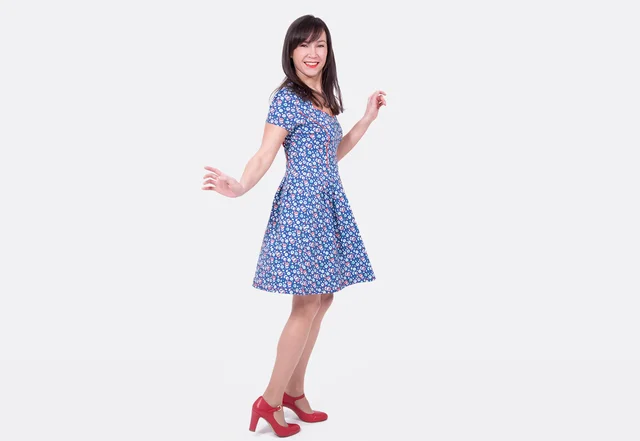 Schnittmuster Dirndlkleid selber nähen mit Herzausschnitt