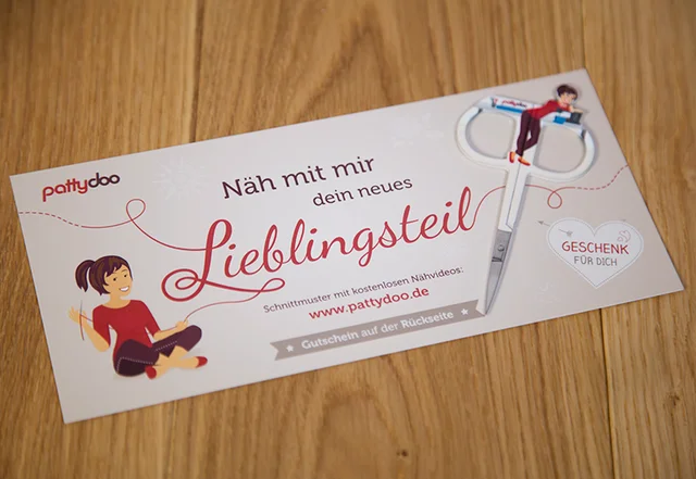 pattydoo Gutschein Flyer mit Fadenschere pattydoo Gutschein Flyer mit Fadenschere