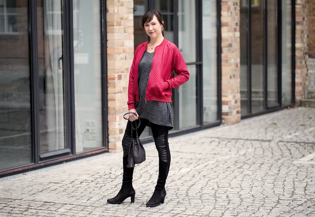Schnittmuster Kapuzenjacke zum Blouson mit Leggings nähen Schnittmuster Kapuzenjacke zum Blouson mit Leggings nähen