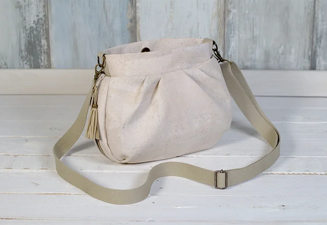 Schnittmuster Hobobag Korkstoff Nähanleitung