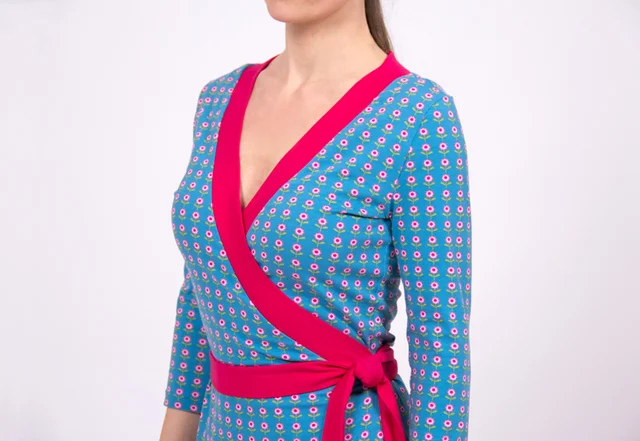 Wickelkleid Sally Ausschnitt selber nähen