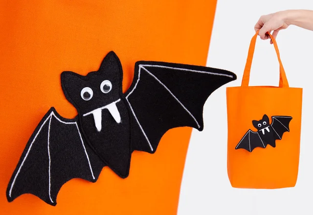Schnittmuster kostenlos Tasche mit Halloween-Motiv Fledermaus Schnittmuster kostenlos Tasche mit Halloween-Motiv Fledermaus