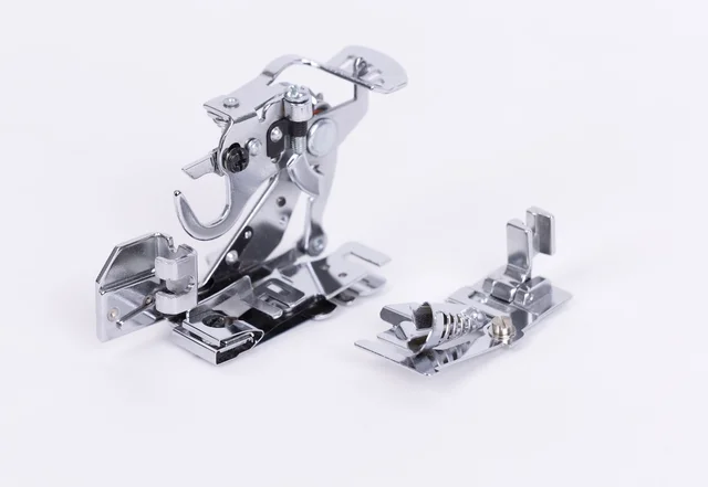 Faltenleger und Bandeinfasser