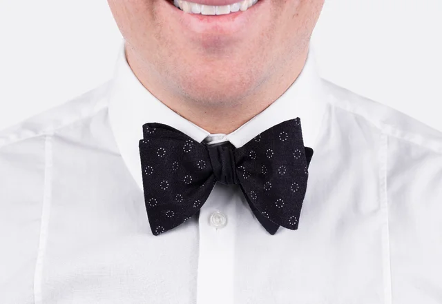 Nähanleitung mit kostenlosem Schnittmuster Fliege nähen