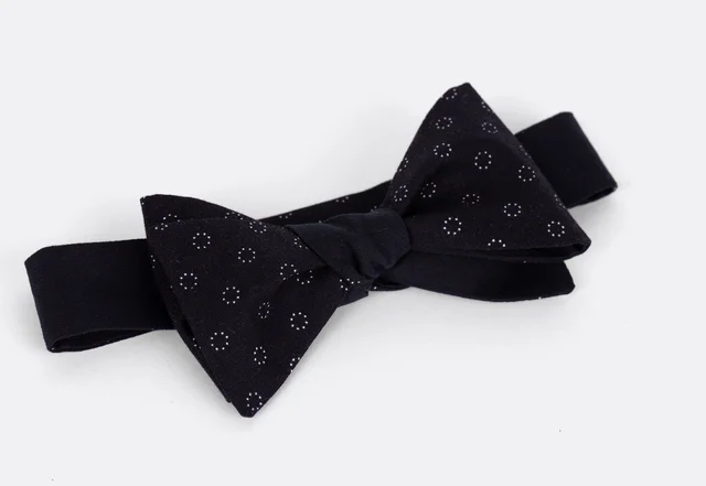 Schnittmuster kostenlos Fliege nähen festliches Outfit